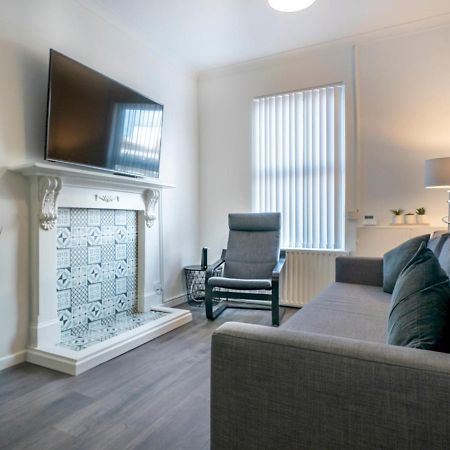 Pass The Keys Mccracken'S Townhouse - 10 Min Walk To City Centre بلفاست المظهر الخارجي الصورة